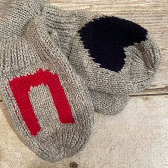 NWT Baby Gap Hat and Mitten Set - Picture 2 of 5